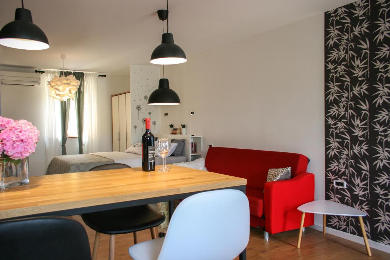 Pretty Little Thing Called Biska Apartamento *